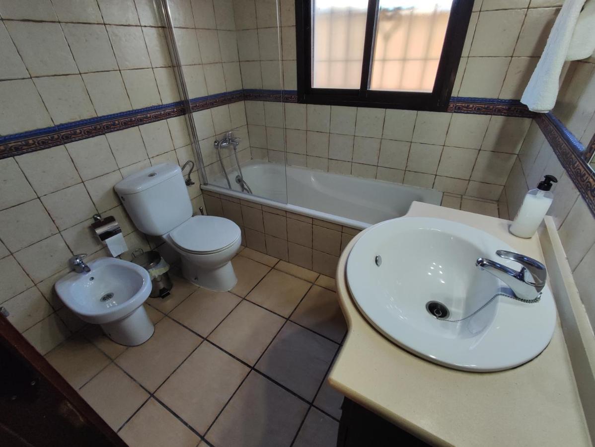 הוילה קוניל דה לה פרונטרה Casa Juanse מראה חיצוני תמונה