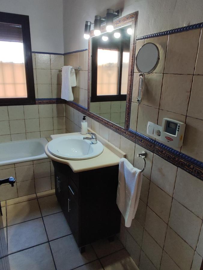 הוילה קוניל דה לה פרונטרה Casa Juanse מראה חיצוני תמונה